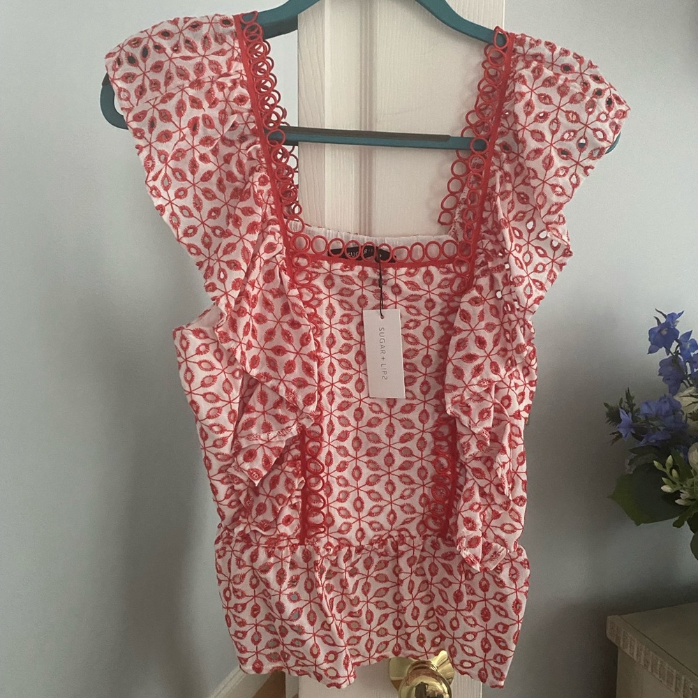 NWT !!! Eyelet top